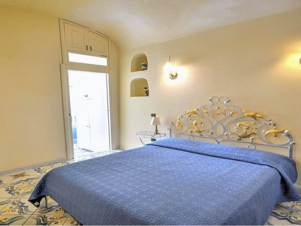 Lovely Praiano vacation Villa Three bedrooms