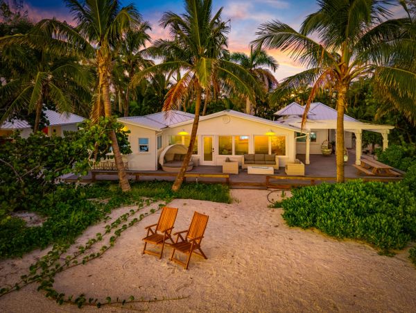 Anna Maria Island Luxury Vacation Rental - Gulf Front Anna Maria Beach Home