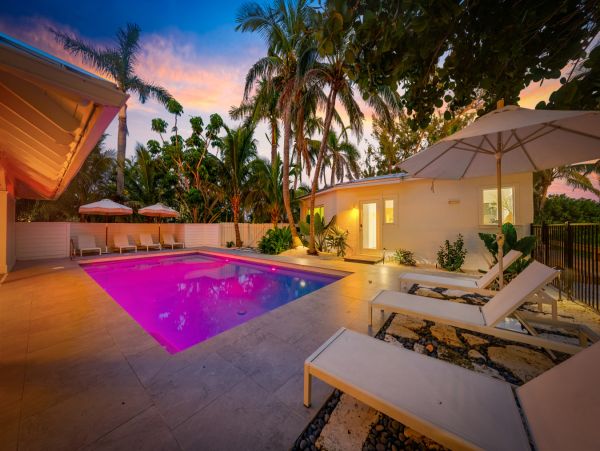 Anna Maria Island Luxury Vacation Rental - Gulf Front Anna Maria Beach Home