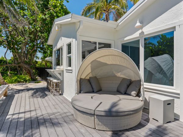 Anna Maria Island Luxury Vacation Rental - Gulf Front Anna Maria Beach Home