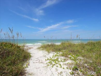 Anna Maria Island Three Bedroom Rental Duplex Sleeps 6