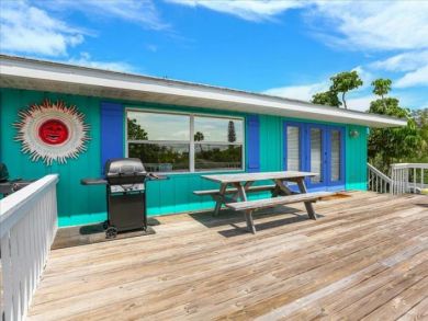 Anna Maria Island Three Bedroom Rental Duplex Sleeps 6