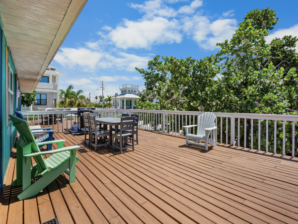 Anna Maria Island Vacation Rental - Beach House with Pool & Private Suite