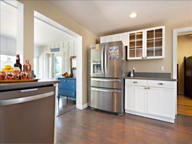 Anna Maria Island Cottage with Pool Sleeps Nine
