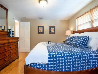 Anna Maria Island Cottage with Pool Sleeps Nine