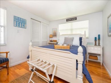 Anna Maria Island Cottage with Pool Sleeps Nine