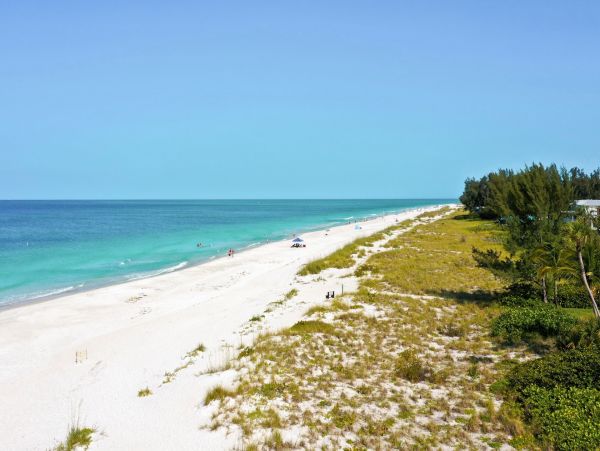 Anna Maria 3 Bedroom Vacation Rental Cottage With Pool