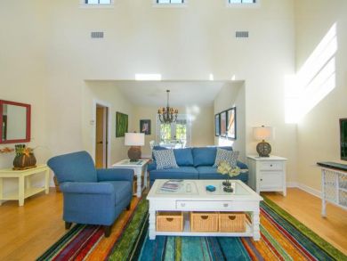 Three Bedroom Rental Home on Anna Maria with Pool