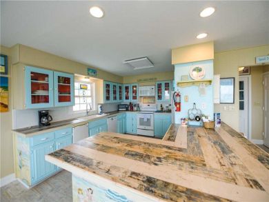 Anna Maria Island Vacation Home Sleeps 8 BEACHFRONT Anna Maria Island Vacation Home Sleeps 8 BEACHFRONT