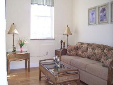 Holmes Beach Vacation Rental Sleeps Eight Guests