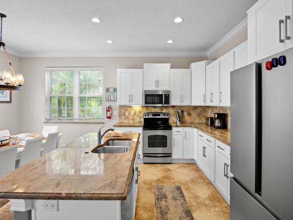 Anna Maria Island Vacation Rental - Holmes Beach Vacation Home with Pool