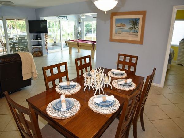 Holmes Beach Best Four Bedroom Vacation Pool Rentals