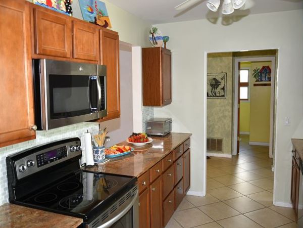 Holmes Beach Best Four Bedroom Vacation Pool Rentals