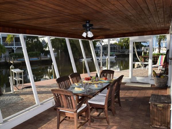 Holmes Beach Best Four Bedroom Vacation Pool Rentals