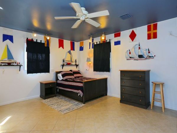Holmes Beach Best Four Bedroom Vacation Pool Rentals