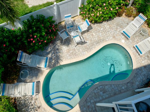Charming Pool Home for Rent on Anna Maria Sleeps 8 Guests