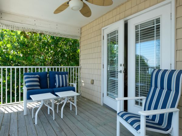 Charming Pool Home for Rent on Anna Maria Sleeps 8 Guests