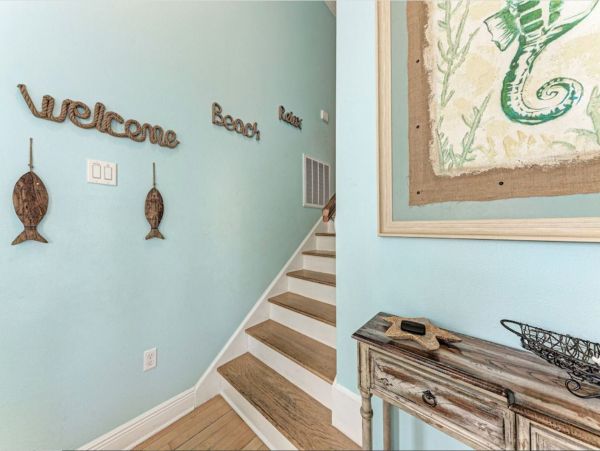 Four Bedroom Luxury  Island Vacation Rental Home Sleeps 8