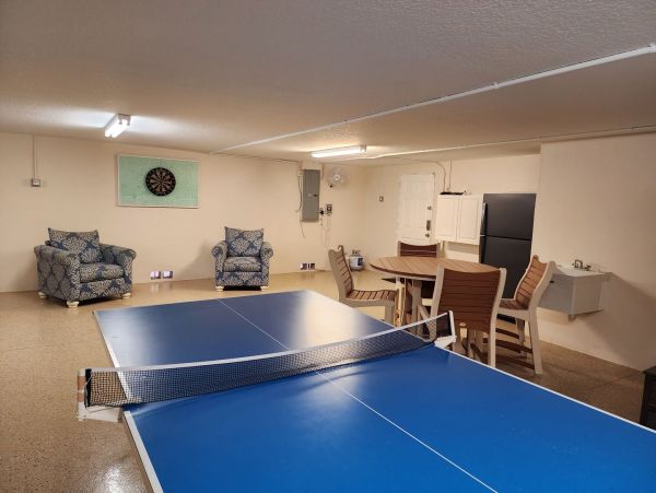 Four Bedroom Luxury  Island Vacation Rental Home Sleeps 8