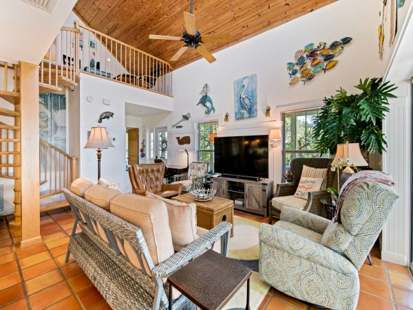 Romantic Cottage Hideaway Bring Your Boat