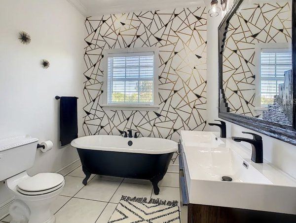 Luxury Anna Maria Island Vacation Rental - Holmes Beach Pool Home Steps from the Beach