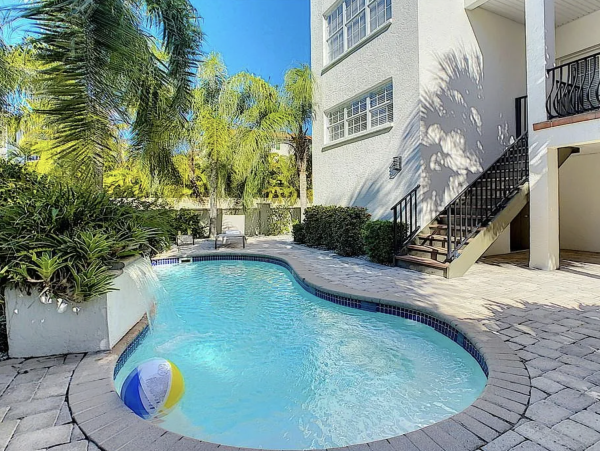 Luxury Anna Maria Island Vacation Rental - Holmes Beach Pool Home Steps from the Beach