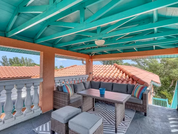 Luxury Anna Maria Island Villa With Pool & Entertaining Area