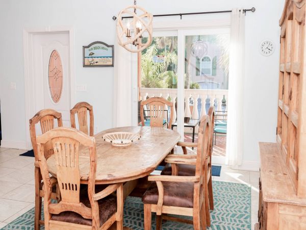 Luxury Anna Maria Island Villa With Pool & Entertaining Area