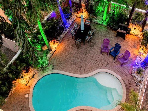 Luxury Anna Maria Island Villa With Pool & Entertaining Area