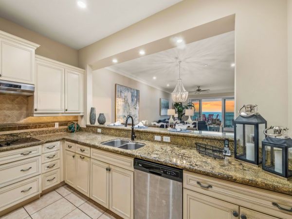 Holmes Beach Gulf Front Three Bedroom Vacation Rental Condo