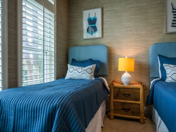 Anna Maria 4 Bedroom Luxury Beachfront Rental Pool & Jacuzzi