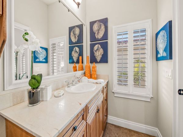 Beachfront Condo - Luxury 3-Bedroom Holmes Beach Vacation Rental