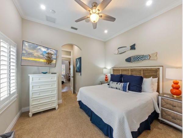 Beachfront Condo - Luxury 3-Bedroom Holmes Beach Vacation Rental