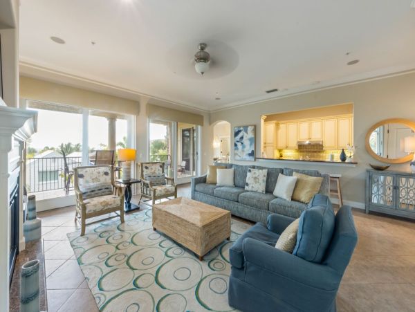 Beachfront Condo - Luxury 3-Bedroom Holmes Beach Vacation Rental