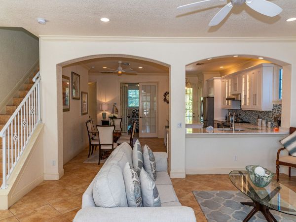 Great Anna Maria Vacation Beach Home with Pool - Sleeps 10