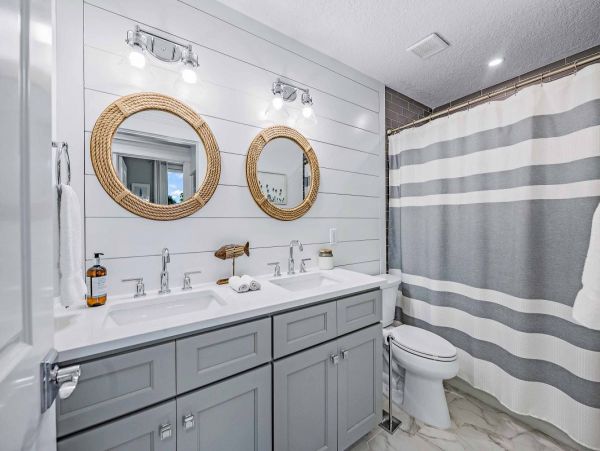 Walk Onto The Beach From This Anna Maria Island Condo