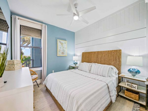 Walk Onto The Beach From This Anna Maria Island Condo