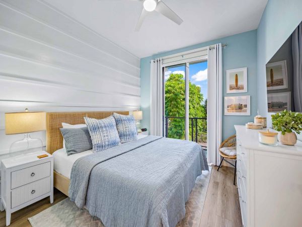 Walk Onto The Beach From This Anna Maria Island Condo