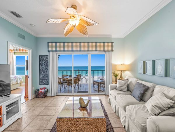 Anna Maria Beachfront Luxury Three Bedroom Condo Sleeps 8
