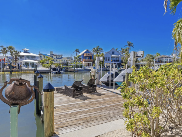 Anna Maria Island  Water Front Home With Pool Sleeps 10 Guests