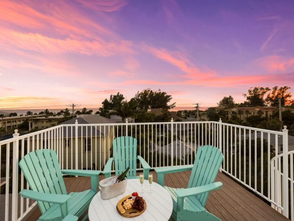 Anna Maria Eight Bedroom Luxury Vacation Home With Pool