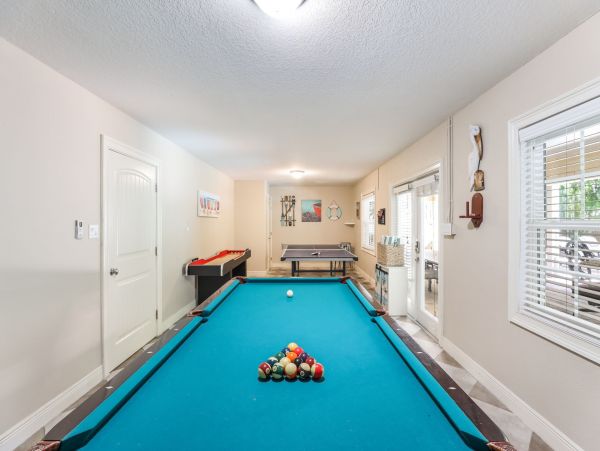Anna Maria Eight Bedroom Luxury Vacation Home With Pool
