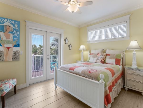 Anna Maria Eight Bedroom Luxury Vacation Home With Pool