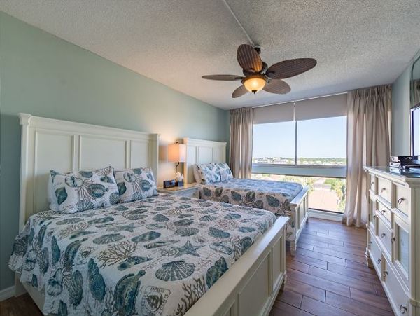 Siesta Key Beach Front Luxury Accommodations - 2 Bedrooms