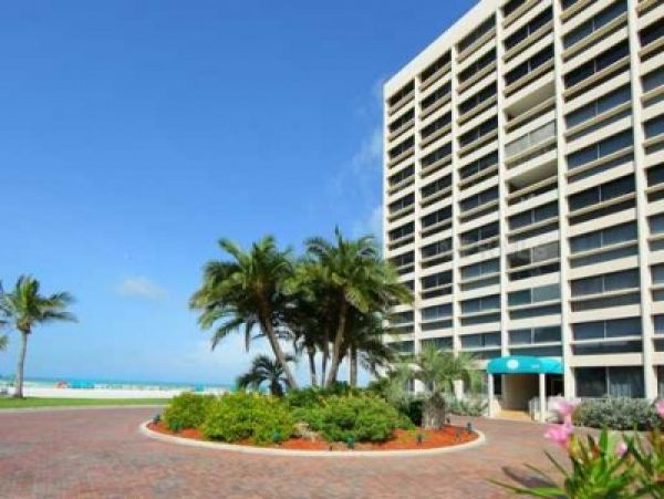 Siesta Key Beach Front Luxury Accommodations - 2 Bedrooms