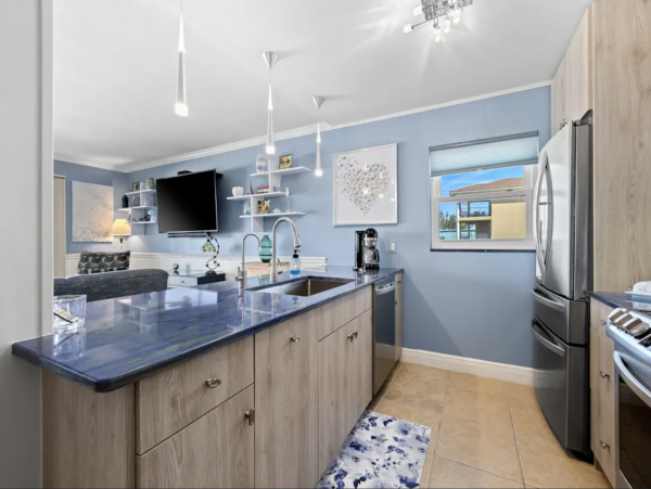 Bradenton Beach Two Bedroom Beachfront Vacation Rental