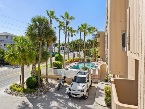 Bradenton Beach Two Bedroom Beachfront Vacation Rental