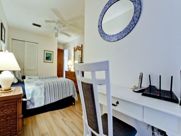 Bradenton Beach two Bedroom Vacation Condo.