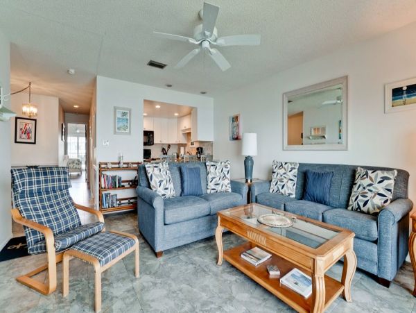 Bradenton Beach two Bedroom Vacation Condo.