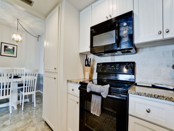 Bradenton Beach two Bedroom Vacation Condo.